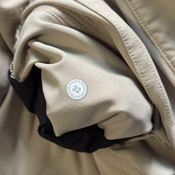 Lululemon Men's ABC Classic-Fit Pant 32" *Warpstreme - Light Brown - Picture 5 of 7